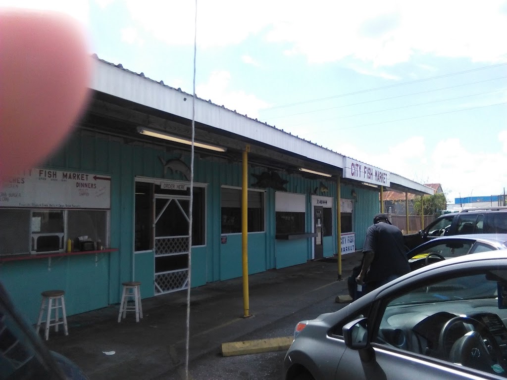 City Fish Market | restaurant | 2744 Edison Ave, Fort Myers, FL 33916, USA | 2396722712 OR +1 239-672-2712