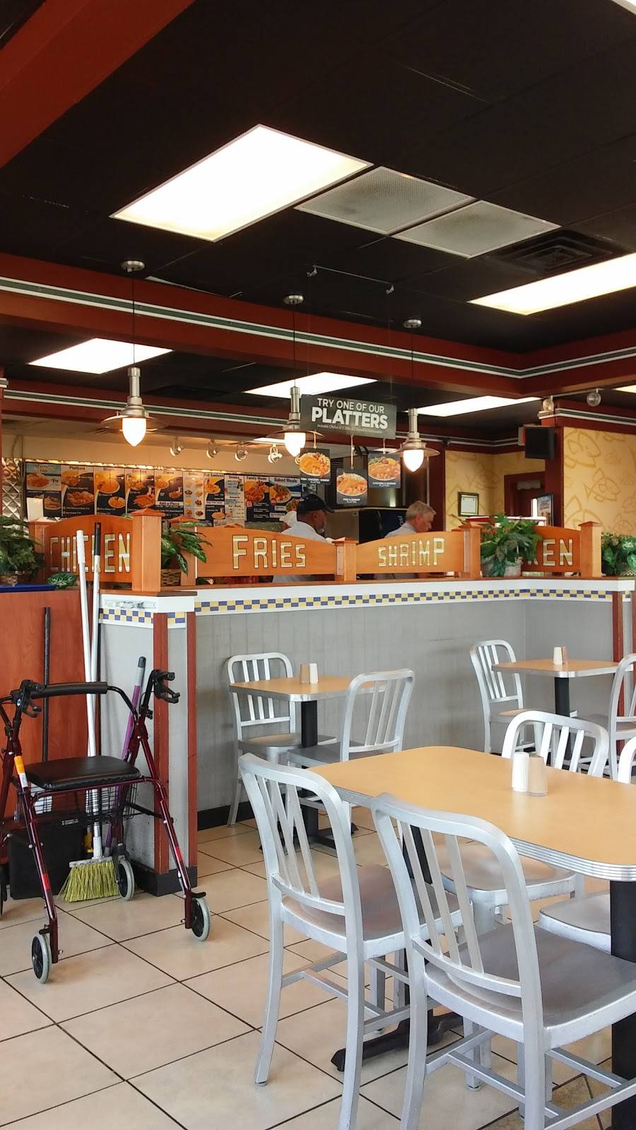 Long John Silvers | restaurant | 133 Piney Forest Rd, Danville, VA 24540, USA | 4347975577 OR +1 434-797-5577