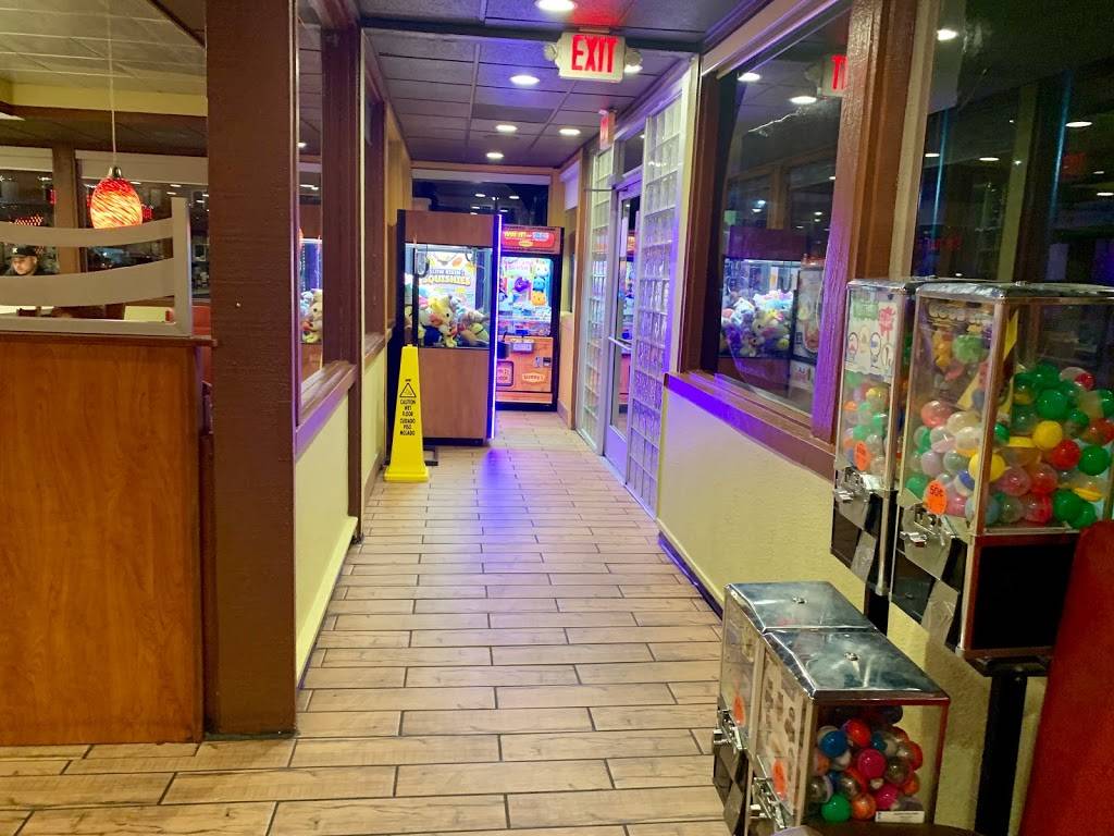 Dennys | restaurant | 1180 Alabama St, Redlands, CA 92374, USA | 9097982475 OR +1 909-798-2475