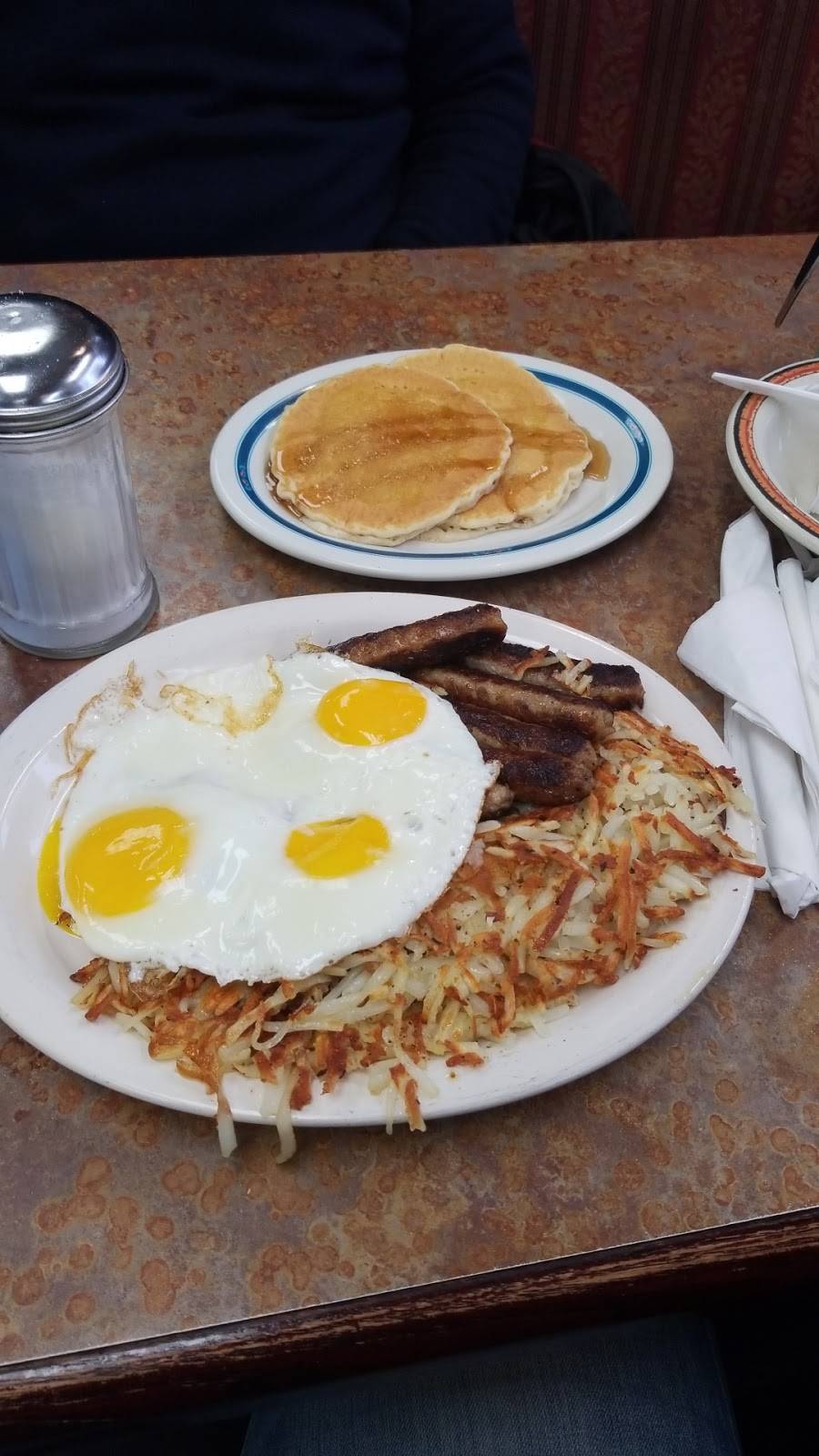 L A Coney Restaurant | restaurant | 1700 E McNichols Rd, Detroit, MI 48203, USA | 3138925552 OR +1 313-892-5552