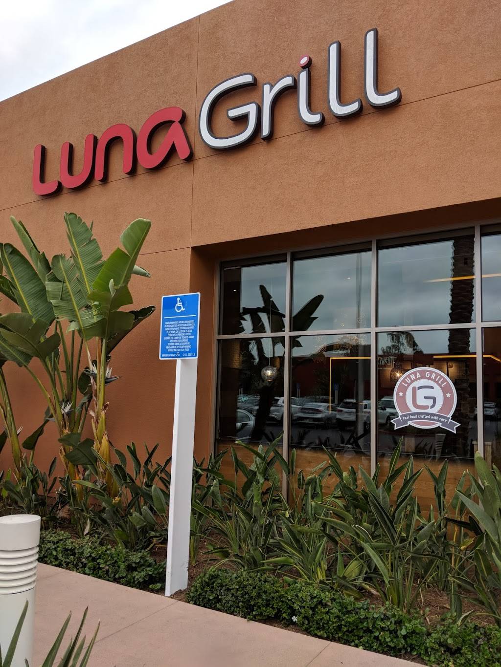 Luna Grill - Irvine Market Place | restaurant | MARKET PLACE, 13774 Jamboree Rd, Irvine, CA 92602, USA | 7143525544 OR +1 714-352-5544