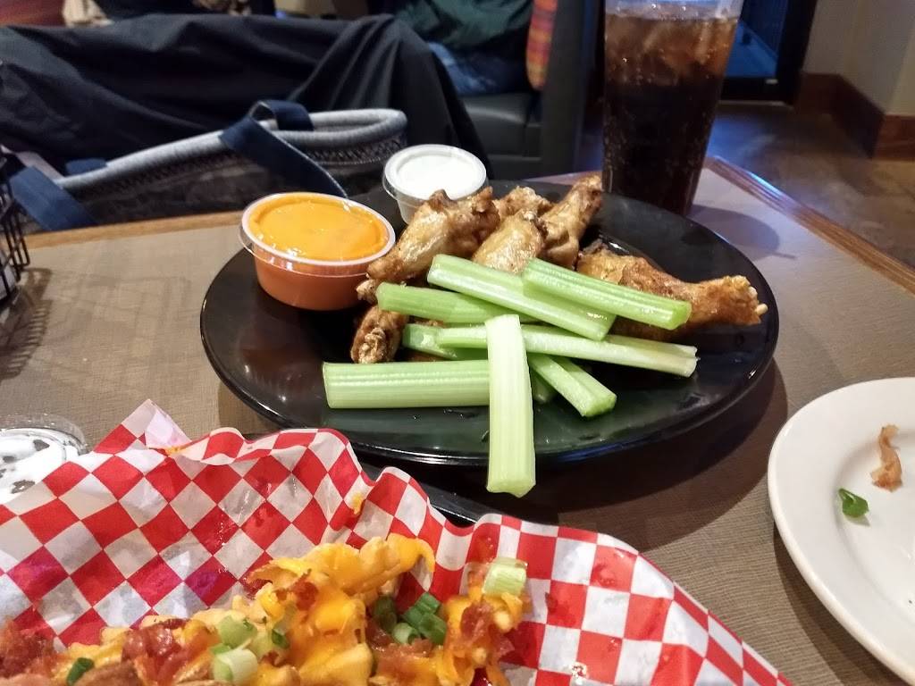 Chandlers Burger Bistro | restaurant | 6135 Cleves Warsaw Pike, Cincinnati, OH 45233, USA | 5139410823 OR +1 513-941-0823