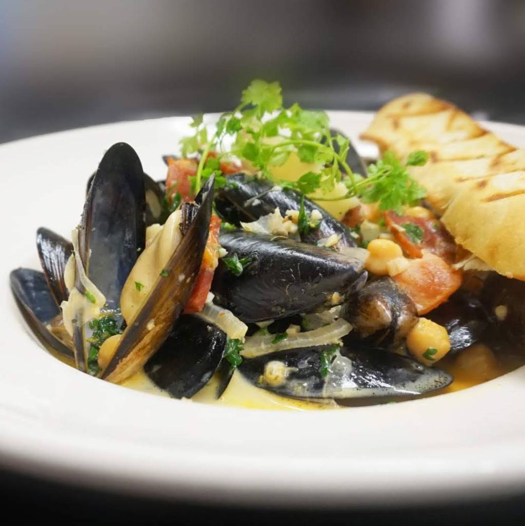 Annata Bistro/Bar at Mount Palomar Winery | restaurant | 33820 Rancho California Rd, Temecula, CA 92591, USA | 951676504720 OR +1 951-676-5047 ext. 20