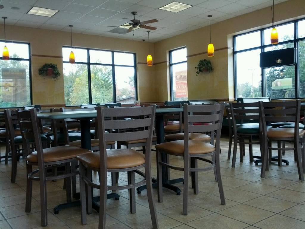 Subway | restaurant | 116 W Main St, Moncks Corner, SC 29461, USA | 8434820668 OR +1 843-482-0668