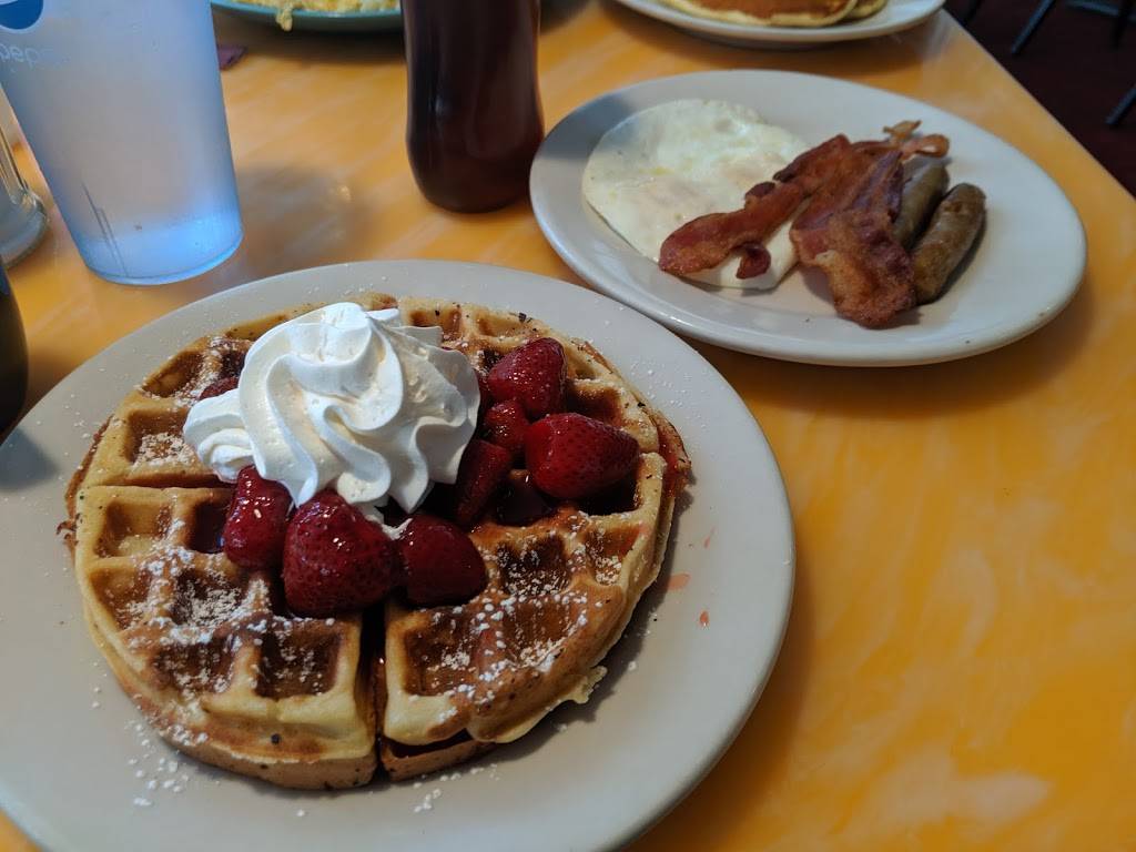 Belleville Pancake House | restaurant | 3605 N Belt W, Belleville, IL 62226, USA | 6186419083 OR +1 618-641-9083