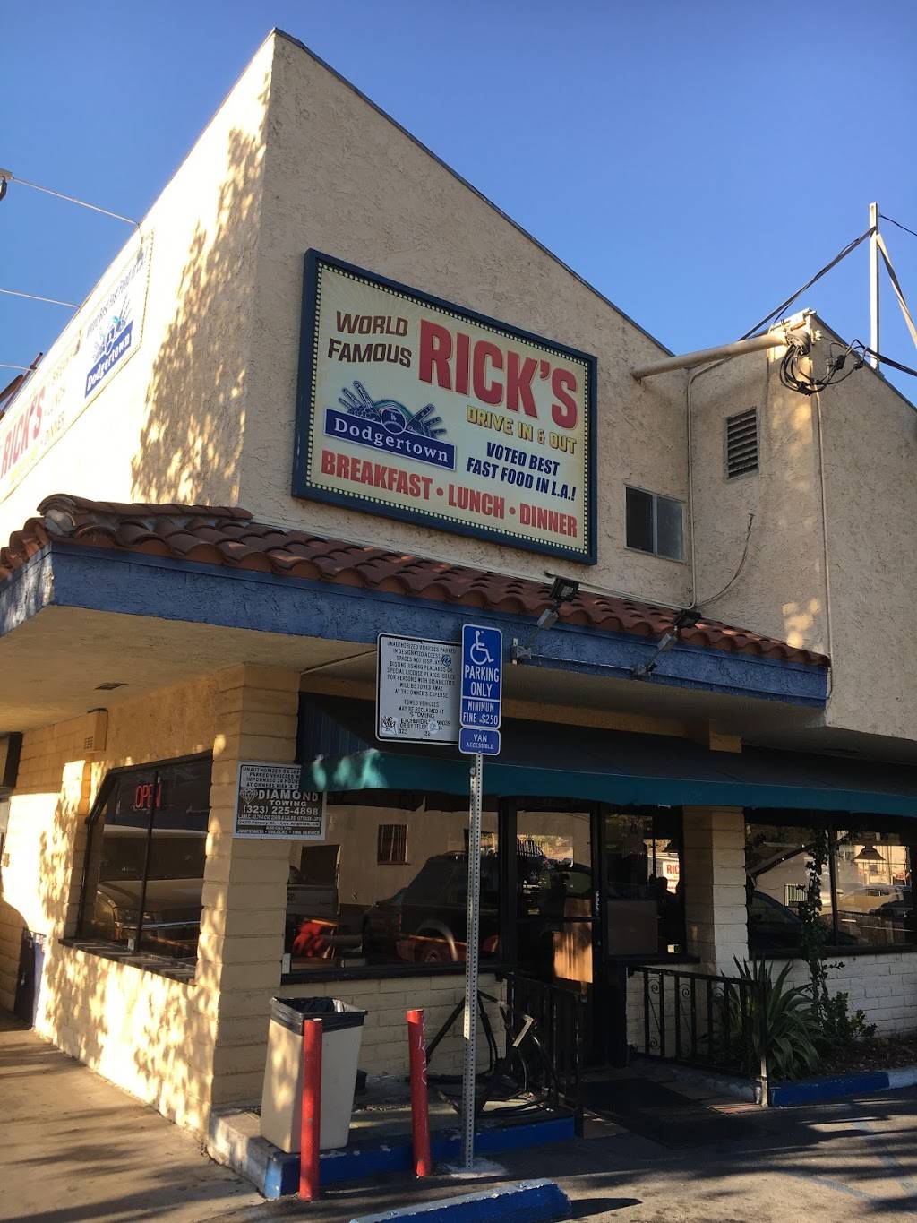 Ricks Drive In & Out | restaurant | 2400 Fletcher Dr, Los Angeles, CA 90039, USA | 3236605988 OR +1 323-660-5988