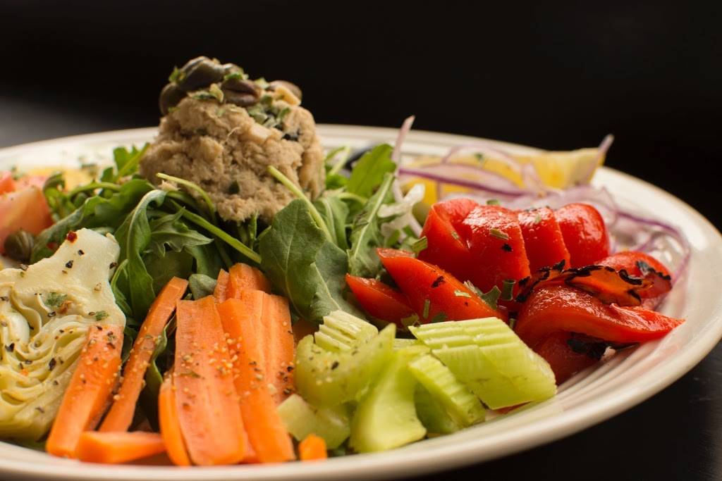 ChiTown Sandwich Club | cafe | 2921 N Clark St, Chicago, IL 60657, USA | 7736973271 OR +1 773-697-3271