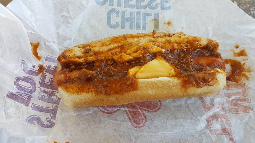 Wienerschnitzel | restaurant | 1852 Rosecrans St, San Diego, CA 92106, USA | 6192241197 OR +1 619-224-1197