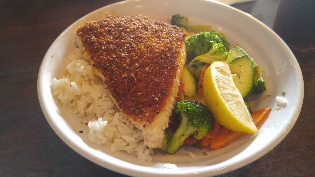 Spikes Fish House | restaurant | 30465 Av. de Las Flores, Rancho Santa Margarita, CA 92688, USA | 9497663382 OR +1 949-766-3382