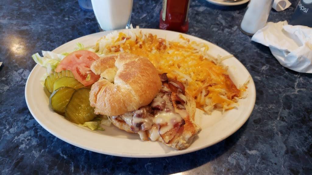 Monona Garden | Family Restaurant | restaurant | 6501 Bridge Rd, Monona, WI 53713, USA | 6082239707 OR +1 608-223-9707