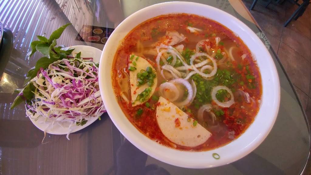 I Luv Pho | restaurant | 8350 N MacArthur Blvd #100, Irving, TX 75063, USA | 9724029799 OR +1 972-402-9799