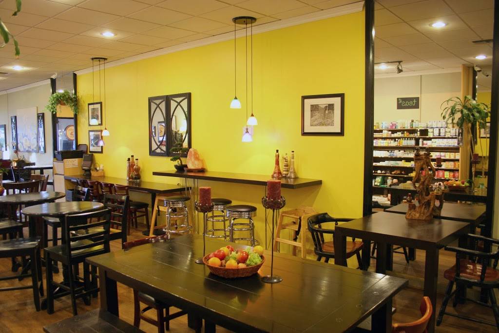 Health Nut | restaurant | 23365 Mulholland Dr, Woodland Hills, CA 91364, USA | 8182227391 OR +1 818-222-7391