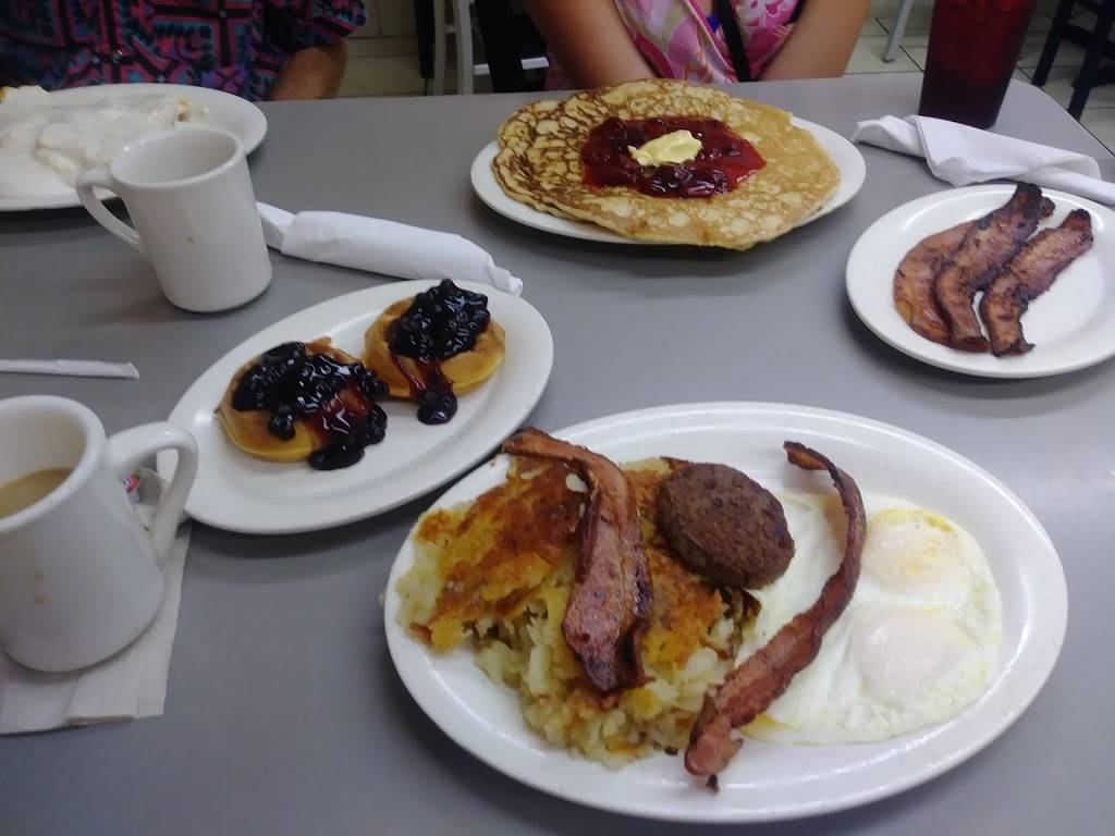 Franks Grill | restaurant | 4702 Telephone Rd, Houston, TX 77087, USA | 7136493296 OR +1 713-649-3296