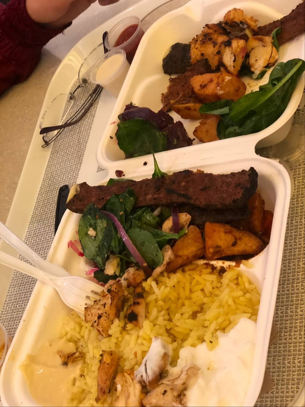 Villa Madina | restaurant | Markville Shopping Centre, 5000 Hwy 7, Markham, ON L3R 4M9, Canada | 9054778059 OR +1 905-477-8059