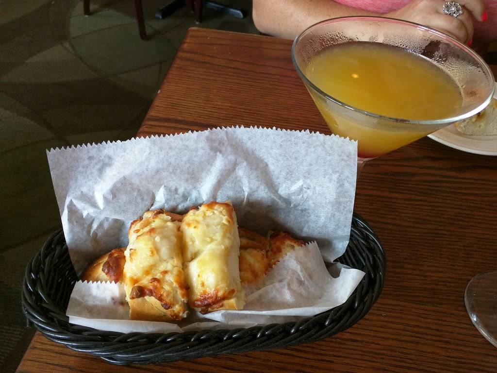 Salute | restaurant | 100 Trumbull St, Hartford, CT 06103, USA | 8608991350 OR +1 860-899-1350