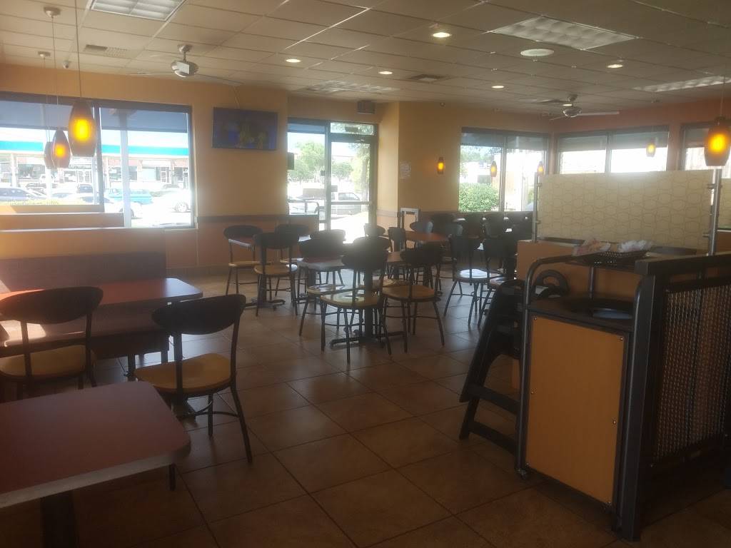 Jack in the Box | restaurant | 2204 W, TX-12 Loop, Dallas, TX 75220, USA | 2143513104 OR +1 214-351-3104