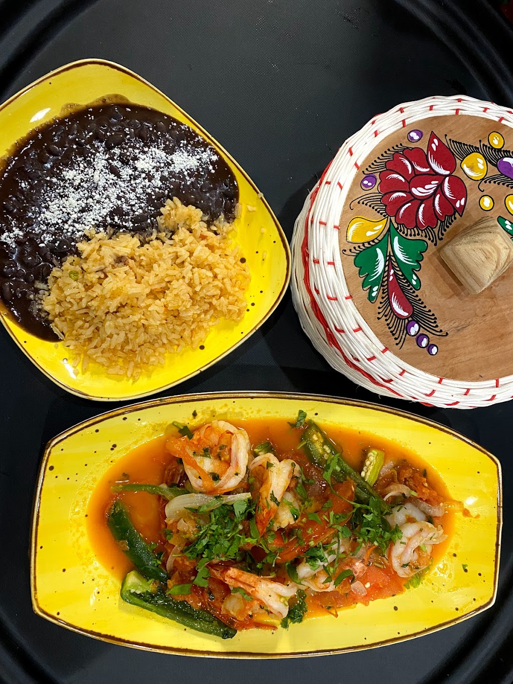 Banquetes Doña Cheli | restaurant | 34 Park Hill Ave, Yonkers, NY 10701, USA | 9142194360 OR +1 914-219-4360