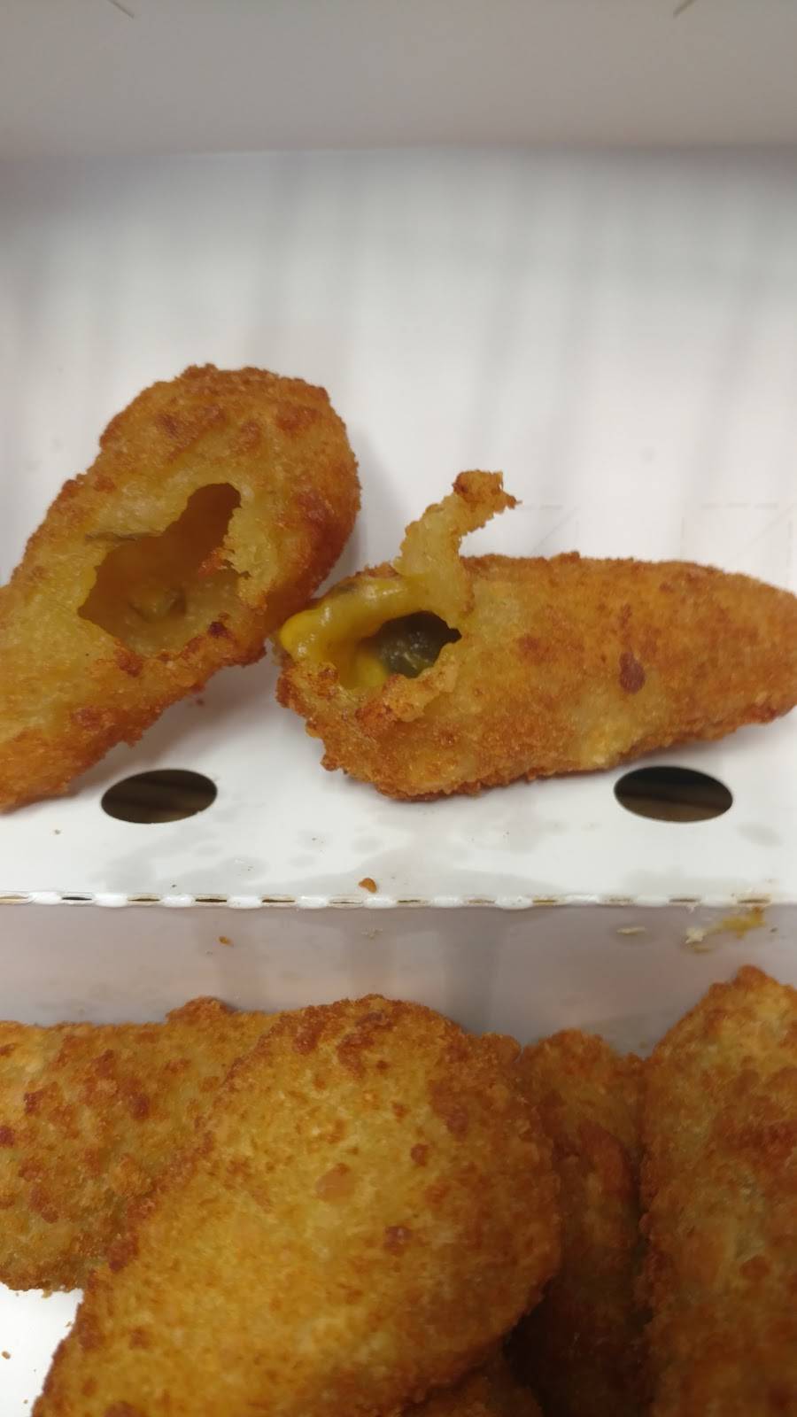 Carls Jr. | restaurant | 750 N Rose Dr, Placentia, CA 92870, USA | 7145248770 OR +1 714-524-8770