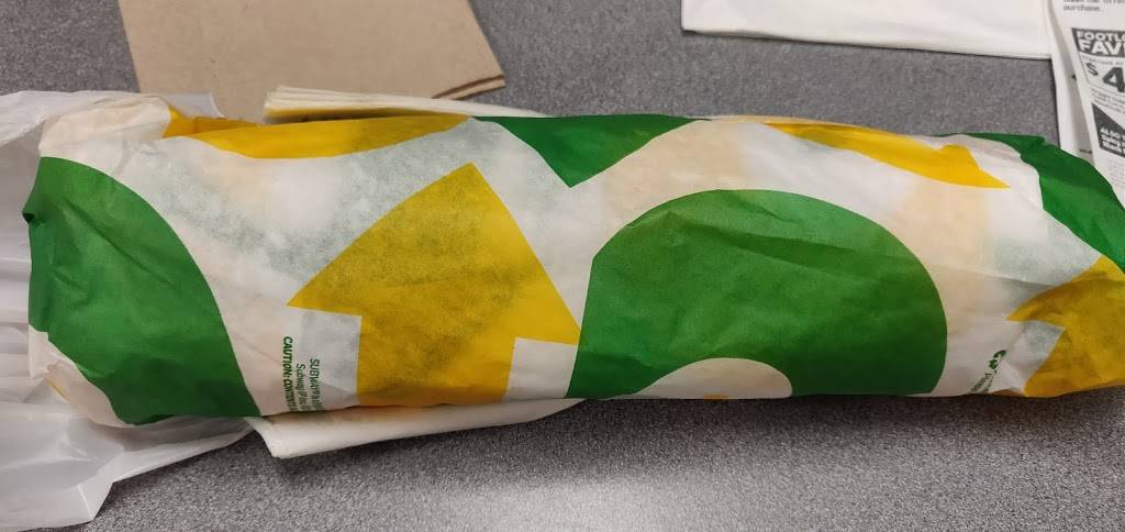 Subway Restaurants | restaurant | 690 Shaffer Rd, DuBois, PA 15801, USA | 8143711588 OR +1 814-371-1588
