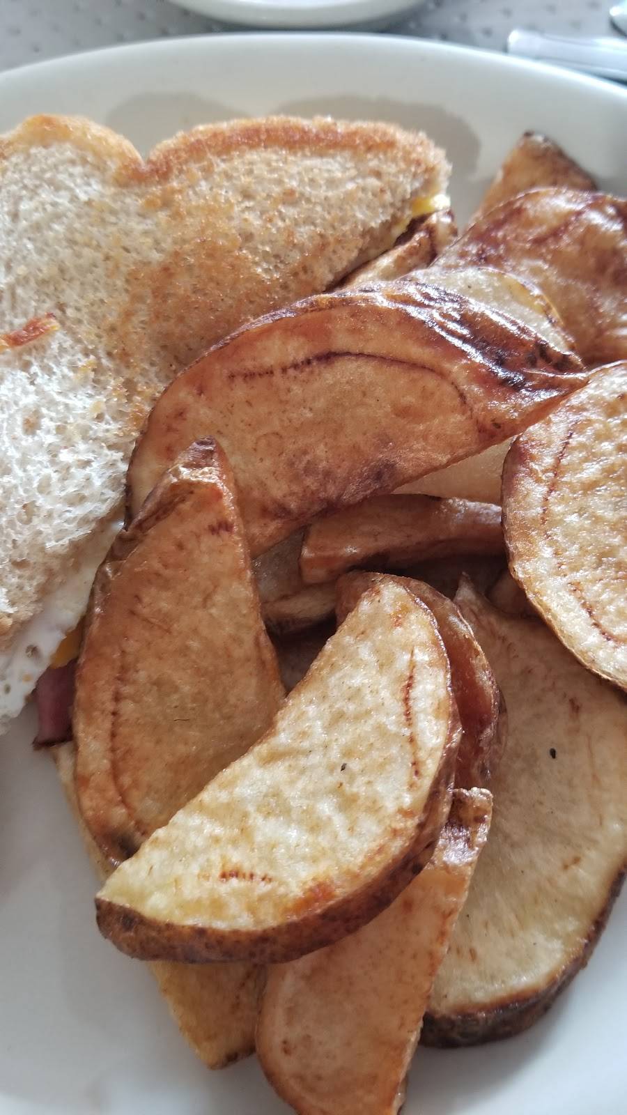 Terrell Cafe | restaurant | 801 E Moore Ave, Terrell, TX 75160, USA | 9725245401 OR +1 972-524-5401