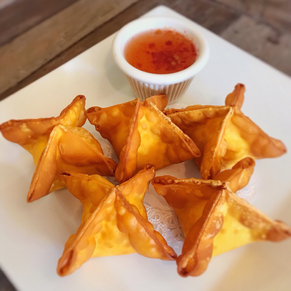 Lemon Thai Cuisine | restaurant | 215 Highland Ave, Somerville, MA 02143, USA | 6175911772 OR +1 617-591-1772