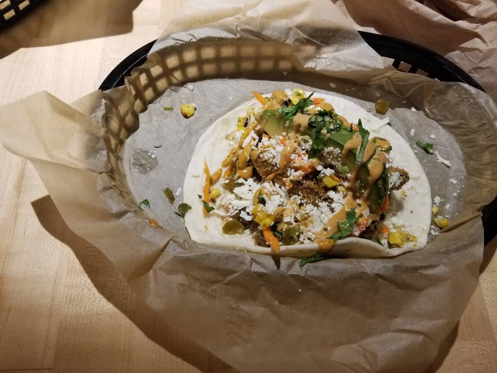 Torchys Tacos | restaurant | 1855 Dallas Pkwy Suite 600, Plano, TX 75093, USA | 9727350310 OR +1 972-735-0310