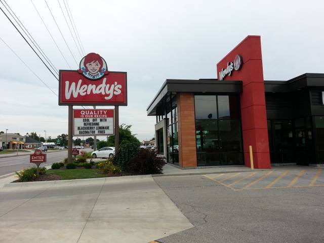 Wendys | restaurant | 310 Nw, MO-7, Blue Springs, MO 64014, USA | 8162297962 OR +1 816-229-7962
