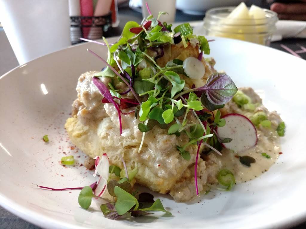 The Tennessee Truffle | restaurant | 125 W 1st St, Sanford, FL 32771, USA | 4079423977 OR +1 407-942-3977