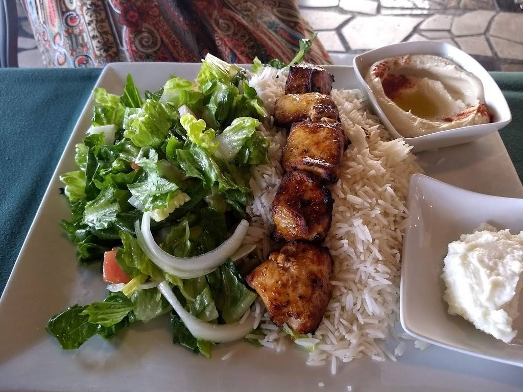 Zahle Restaurant | restaurant | 12916 Victory Blvd, North Hollywood, CA 91606, USA | 8187691936 OR +1 818-769-1936