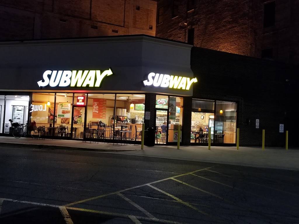 Subway Restaurants | restaurant | 1300 N Ashland Ave, Commons Suite P, Chicago, IL 60622, USA | 7732894922 OR +1 773-289-4922