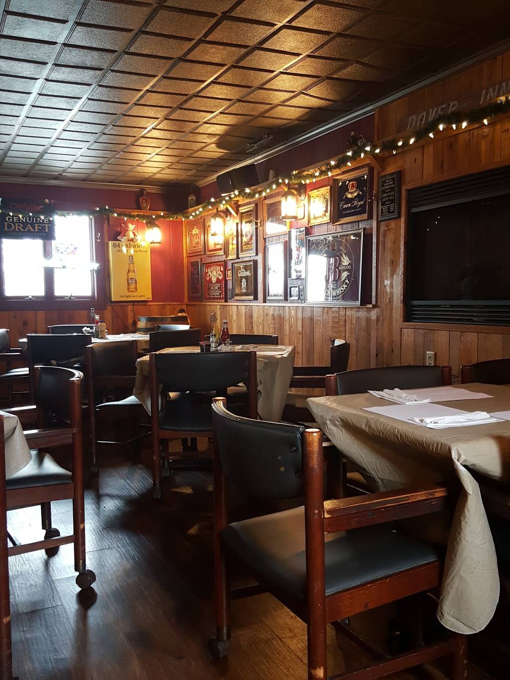 Dover Inn | restaurant | 1909 N Beaumont Ave, Kansasville, WI 53139, USA | 2625342707 OR +1 262-534-2707