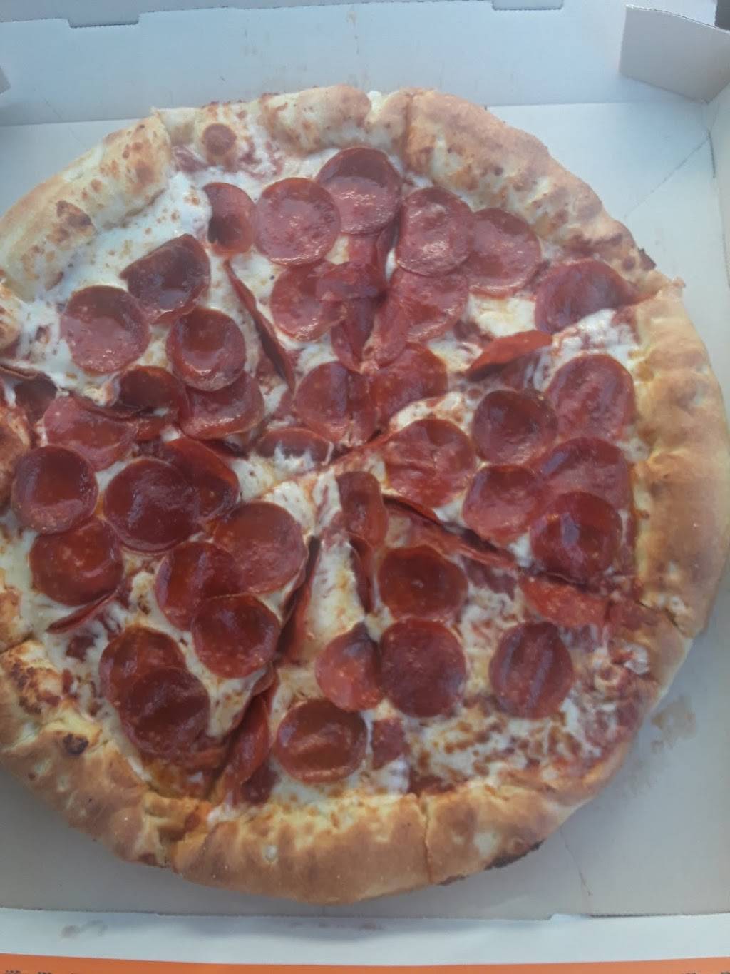 Little Caesars Pizza | meal takeaway | 100 E Tabor Ave, Fairfield, CA 94533, USA | 7074223100 OR +1 707-422-3100
