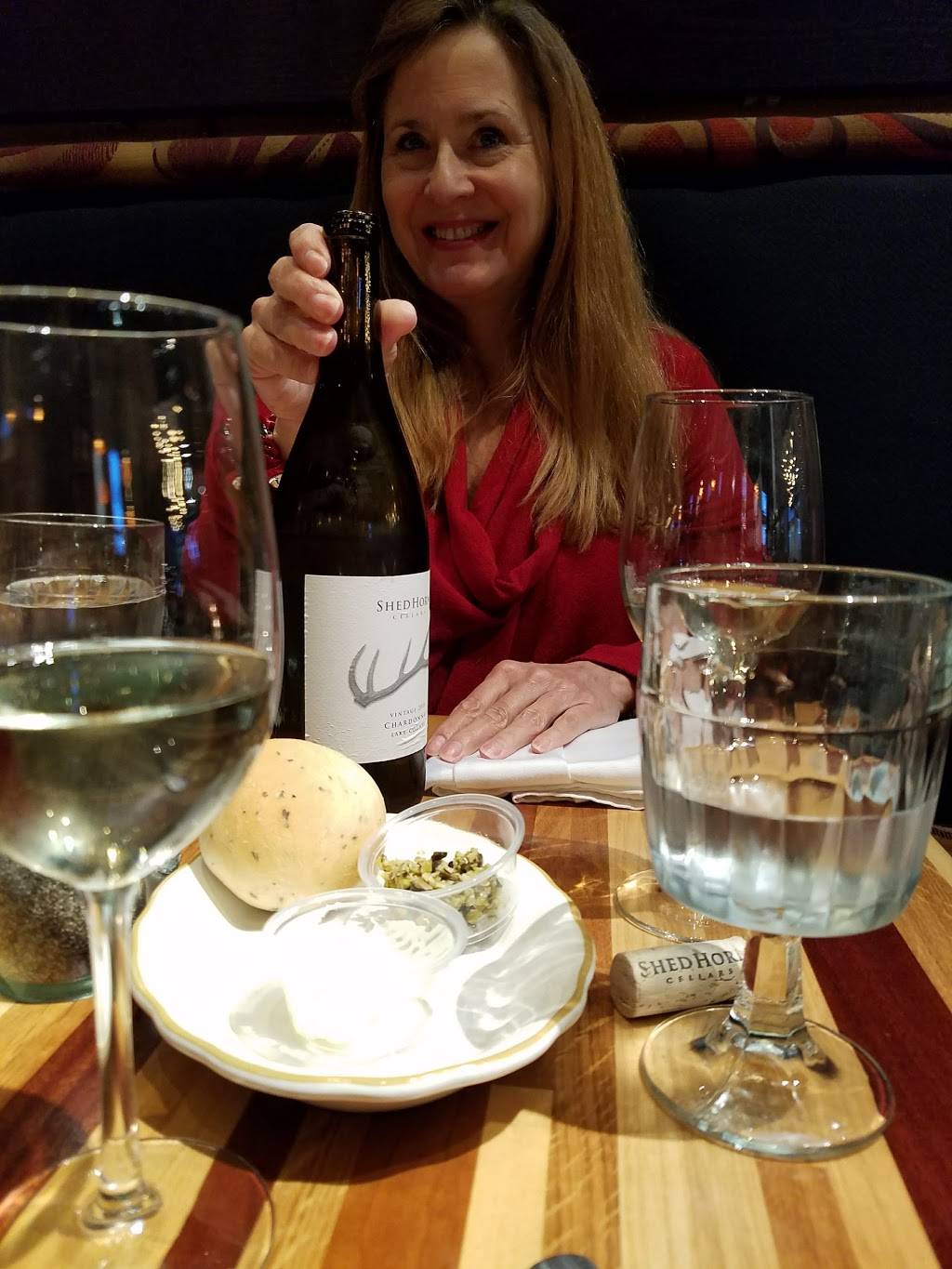 Selah Restaurant | restaurant | 130 S Bridge St, Struthers, OH 44471, USA | 3307552759 OR +1 330-755-2759