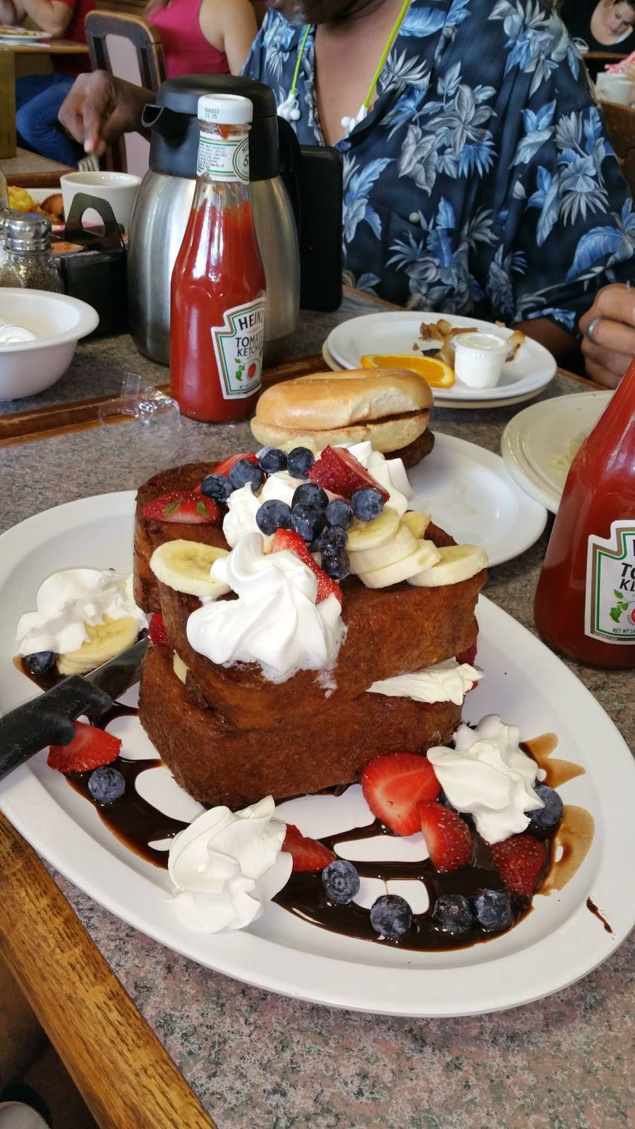 Dominics III | restaurant | 6566 Hypoluxo Rd, Lake Worth, FL 33467, USA | 5616411110 OR +1 561-641-1110