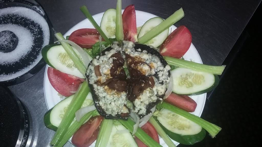 Bamboo Beach Bar | restaurant | 13025 Village Blvd, Madeira Beach, FL 33708, USA | 7273985401 OR +1 727-398-5401