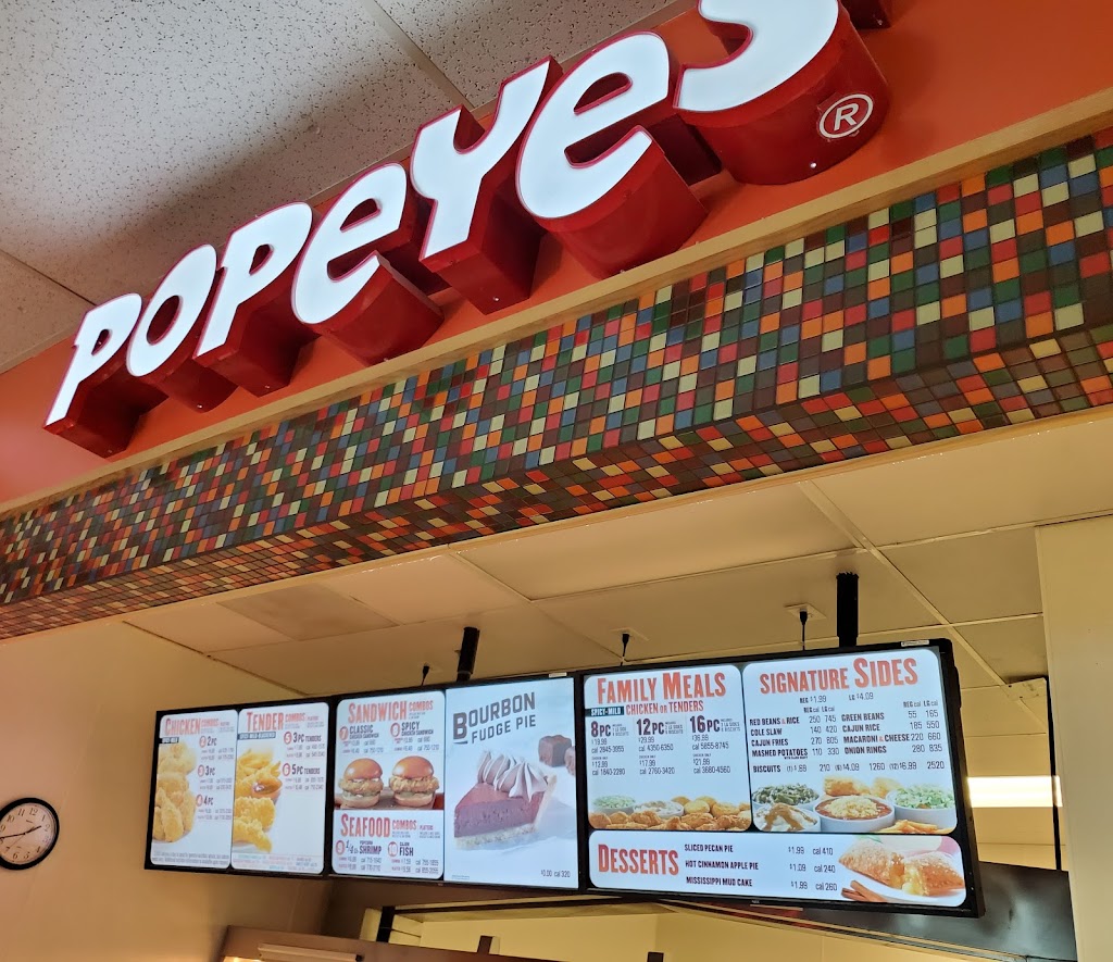 Popeyes Louisiana Kitchen | restaurant | 82301 Bissel St, Fort Huachuca, AZ 85613, USA | 5204594275 OR +1 520-459-4275