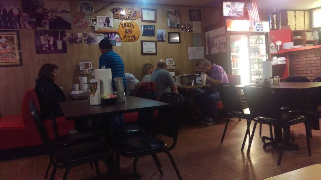 Luigis Pizza | restaurant | 2331 Tamiami Trail E, Naples, FL 34112, USA | 2397756669 OR +1 239-775-6669