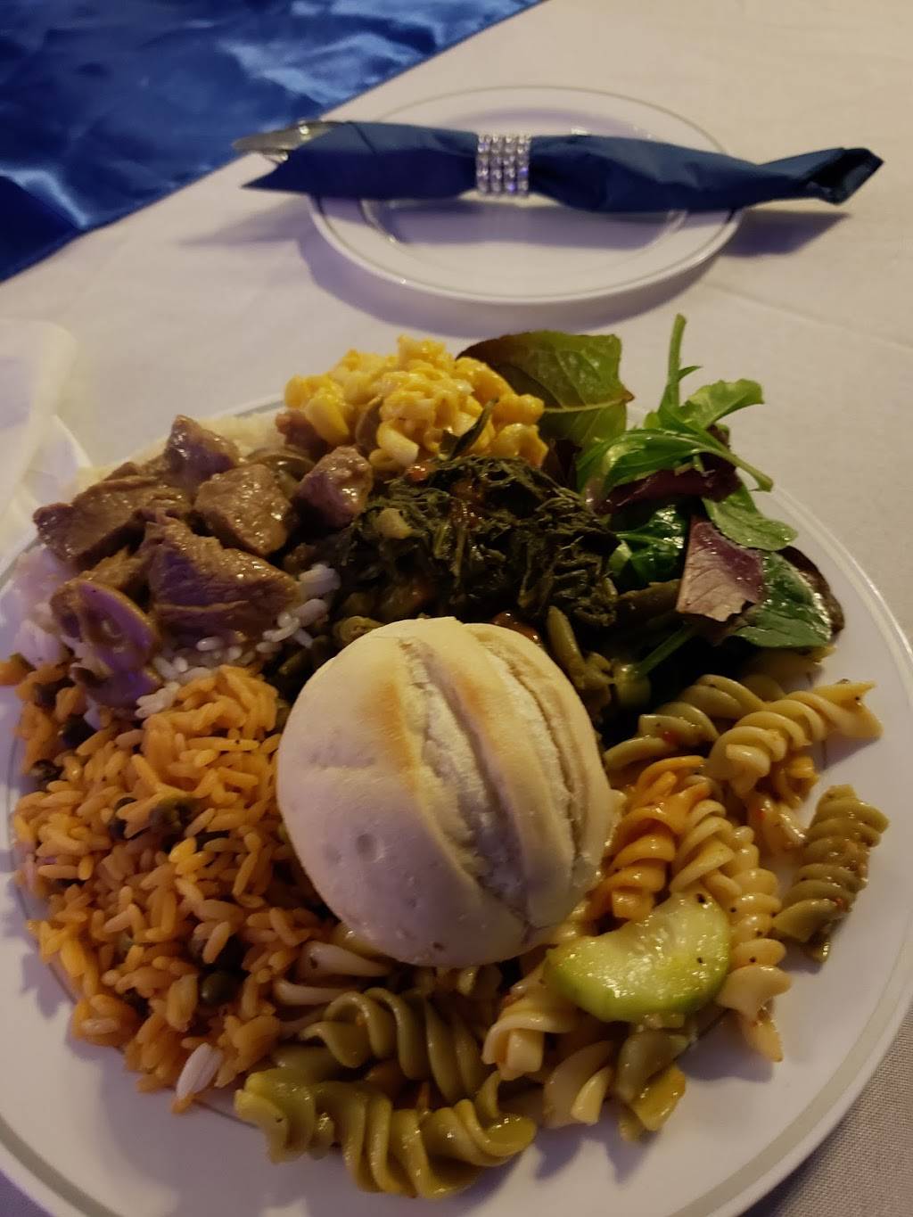 Seapoint | restaurant | 367 E 8th St, South Boston, MA 02127, USA | 6172681476 OR +1 617-268-1476