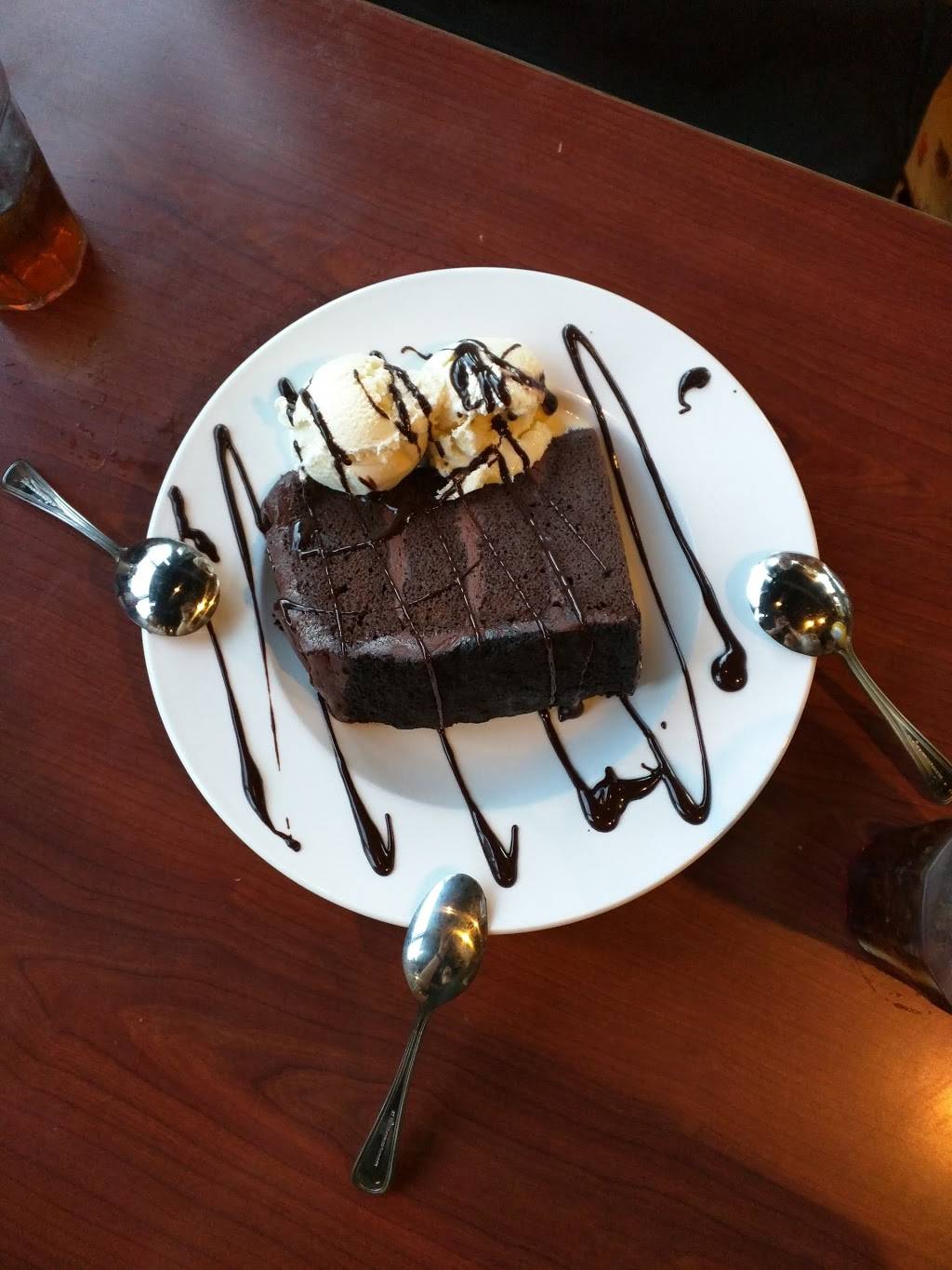 Petes Restaurant & Brewhouse | restaurant | 164 Main St, Woodland, CA 95695, USA | 5306610900 OR +1 530-661-0900