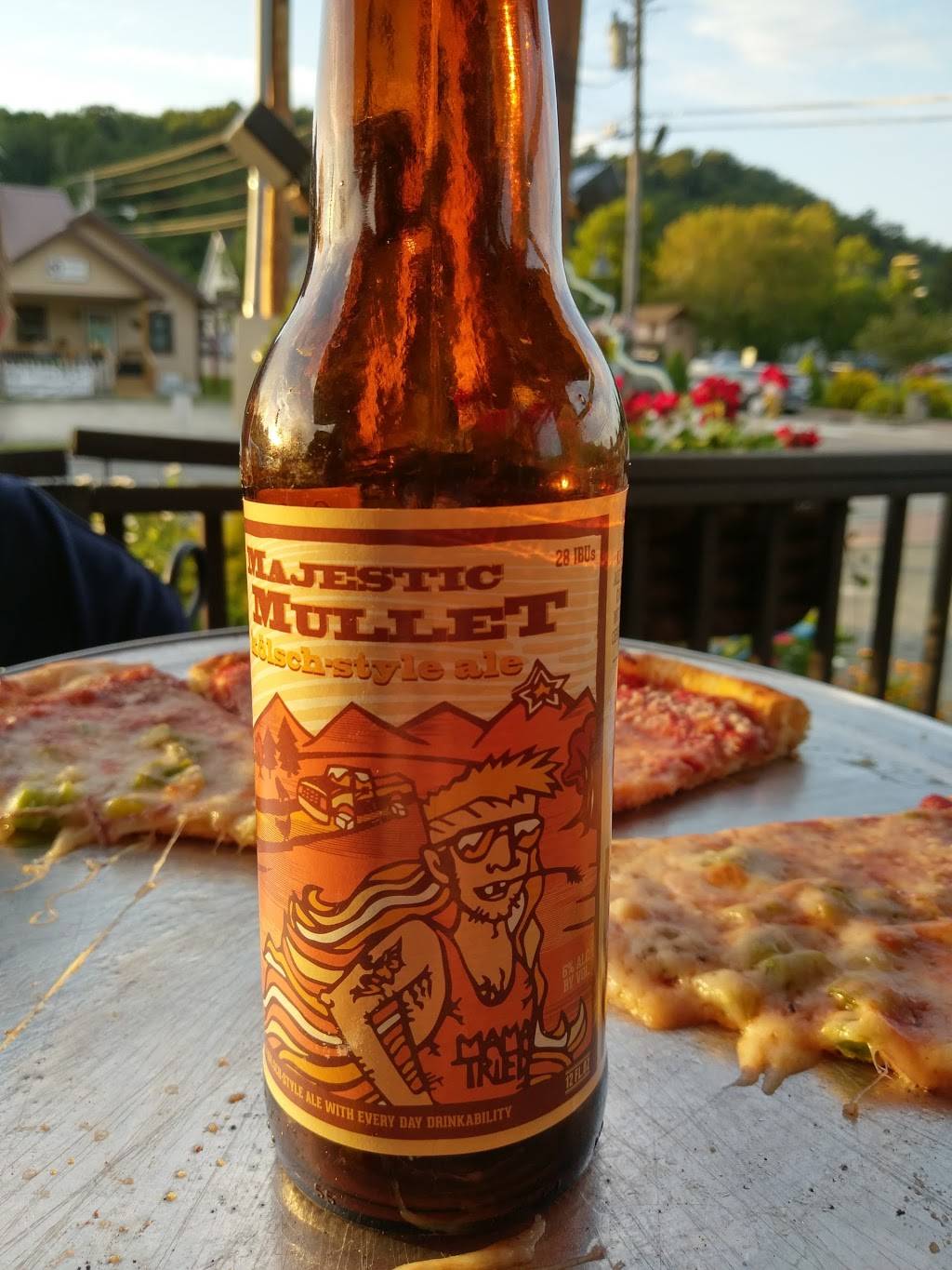 Banner Elk Lodge & Cafe | restaurant | 119 Central Way SW, Banner Elk, NC 28604, USA | 8288983444 OR +1 828-898-3444