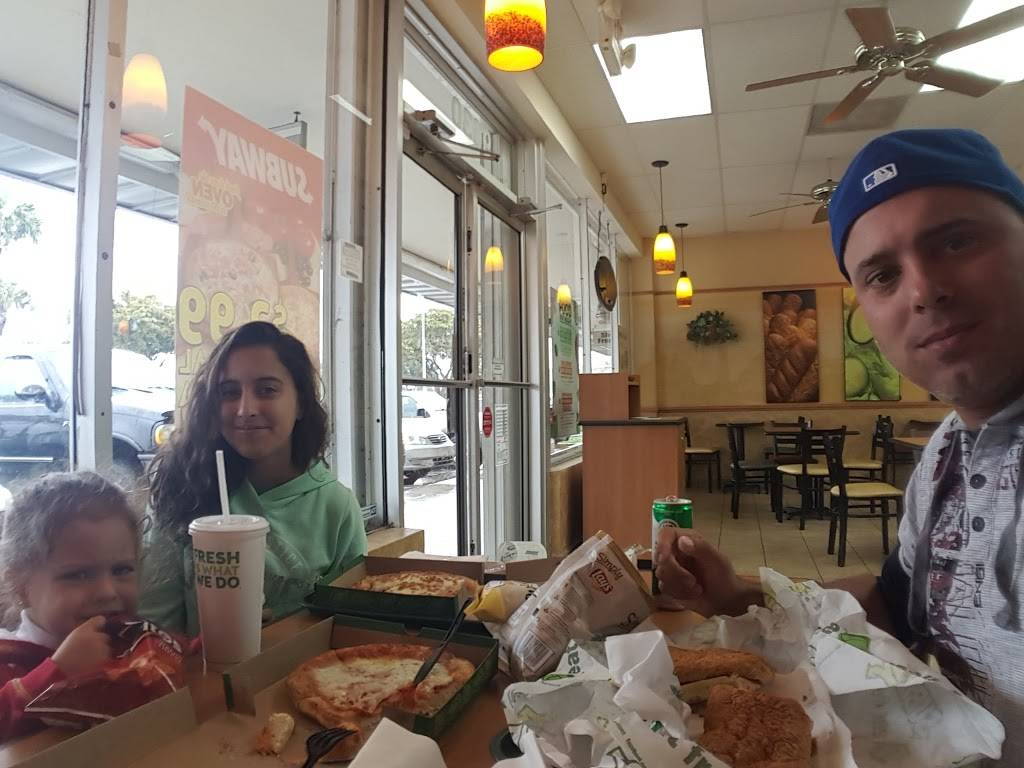 Subway | restaurant | 9630 Coral Way, Miami, FL 33165, USA | 7863605229 OR +1 786-360-5229
