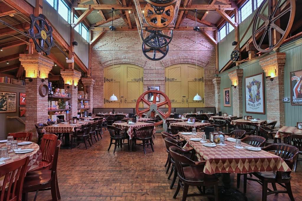 Connies Pizza | restaurant | 2373 S Archer Ave, Chicago, IL 60616, USA | 3123263443 OR +1 312-326-3443