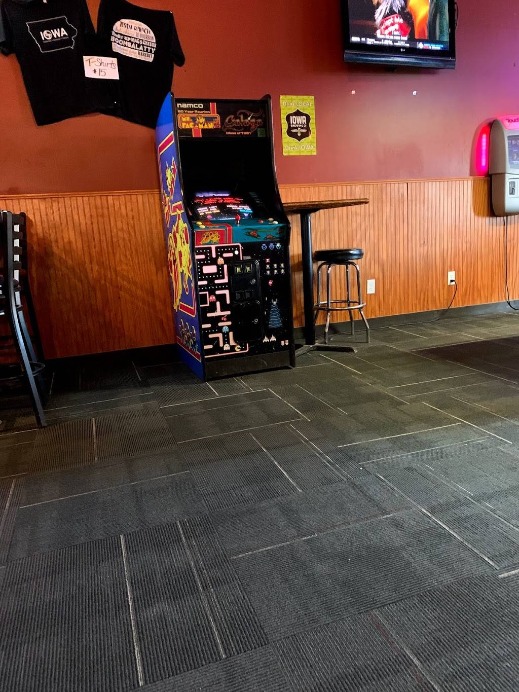 Sports Page | restaurant | 224 IA-92, Winterset, IA 50273, USA | 5154624673 OR +1 515-462-4673