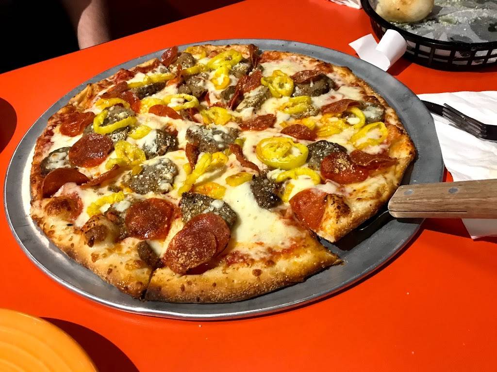 Joes New York Pizza | restaurant | 104 Thomas Green Blvd, Clemson, SC 29631, USA | 8647225464 OR +1 864-722-5464