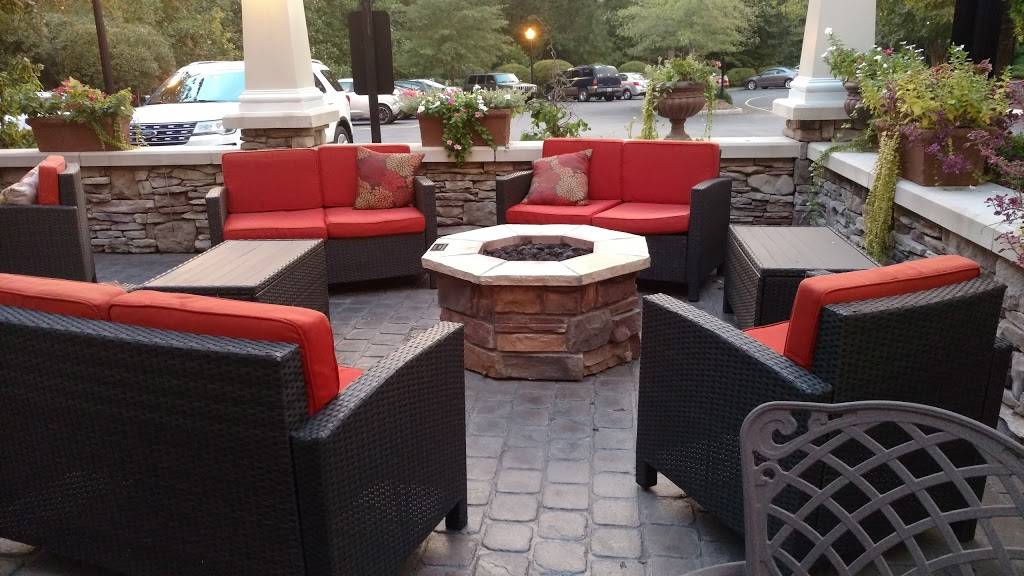 Vintage Tavern | restaurant | 1900 Governors Pointe Dr, Suffolk, VA 23436, USA | 7572388808 OR +1 757-238-8808