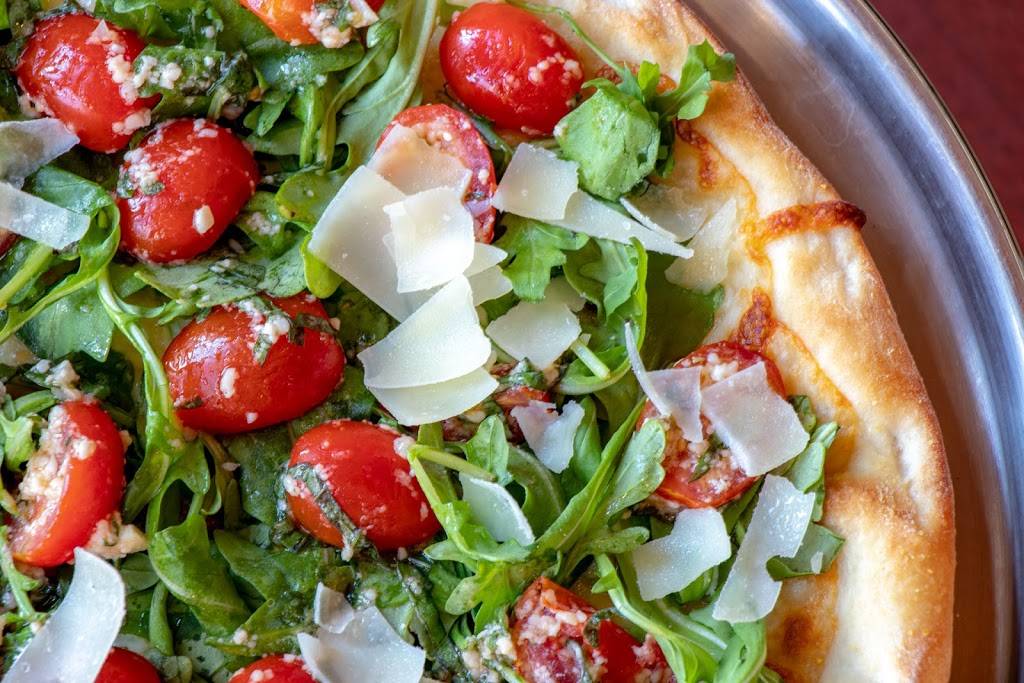 Fireside Bar & Grill | restaurant | 385 Boston Post Rd, Orange, CT 06477, USA | 4752099411 OR +1 475-209-9411