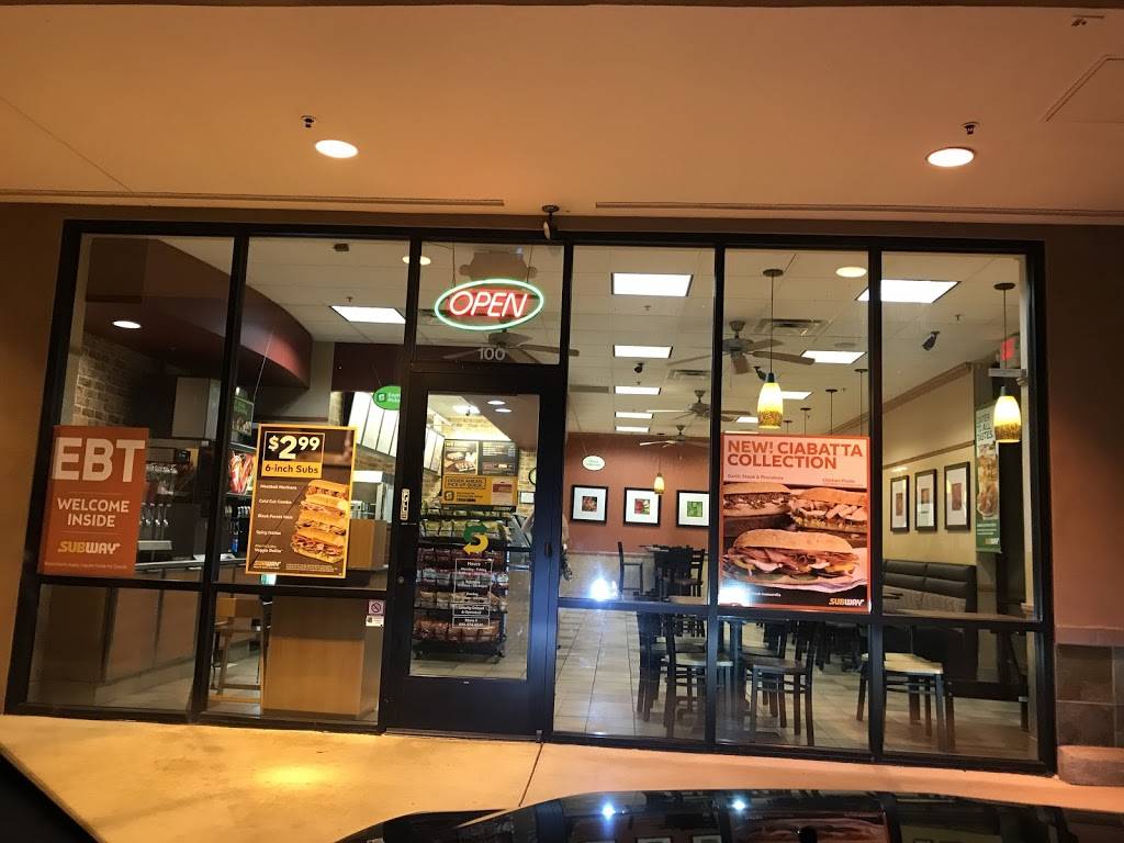 Subway | meal takeaway | 8140 S Houghton Rd Suite 100, Tucson, AZ 85747, USA | 5205740547 OR +1 520-574-0547