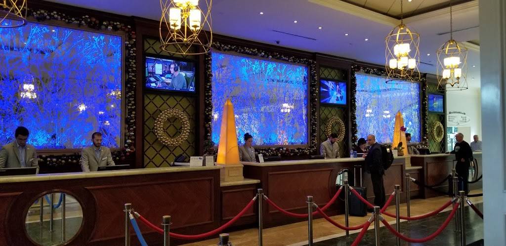 Stax Burgers | restaurant | 2800 Opryland Dr, Nashville, TN 37214, USA | 6158891000 OR +1 615-889-1000