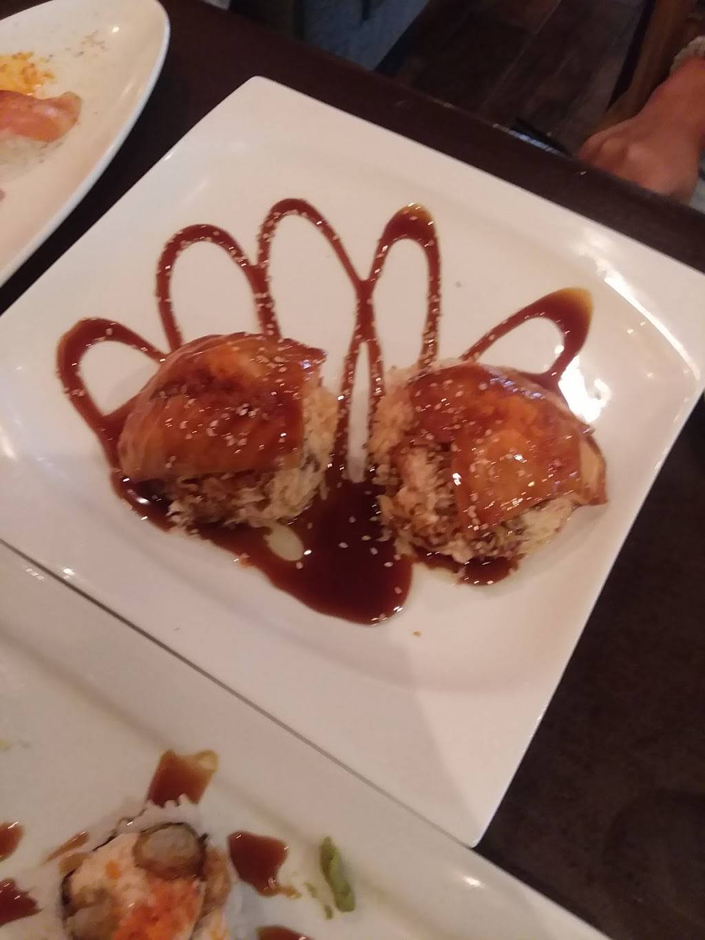 Lakeview Pearl Sushi Bar & Asian Bistro | restaurant | 6300 Canal Blvd, New Orleans, LA 70124, USA | 5043095711 OR +1 504-309-5711