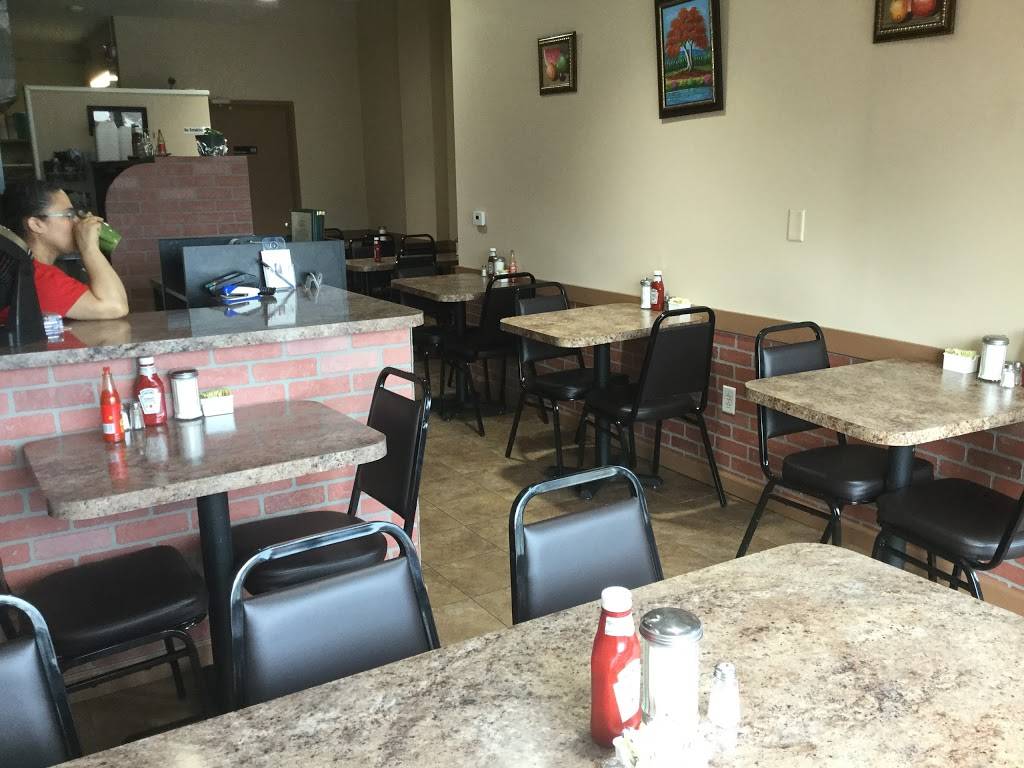 Leos kitchen | restaurant | 7329 West Chester Pike, Upper Darby, PA 19082, USA | 6103523769 OR +1 610-352-3769